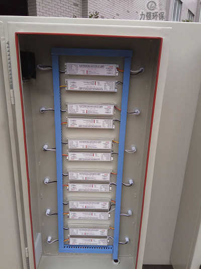 UV光解凈化設(shè)備